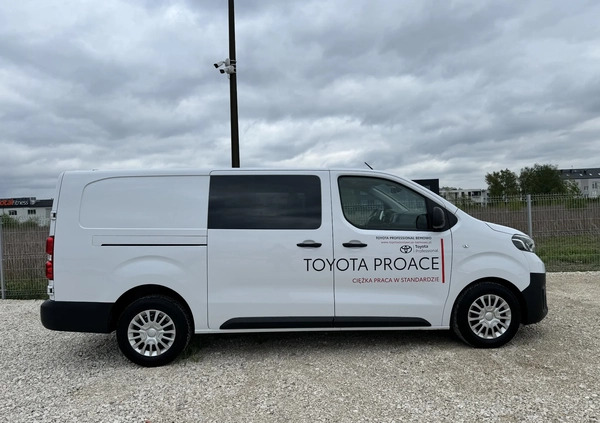 Toyota ProAce cena 164000 przebieg: 34352, rok produkcji 2023 z Łomianki małe 106